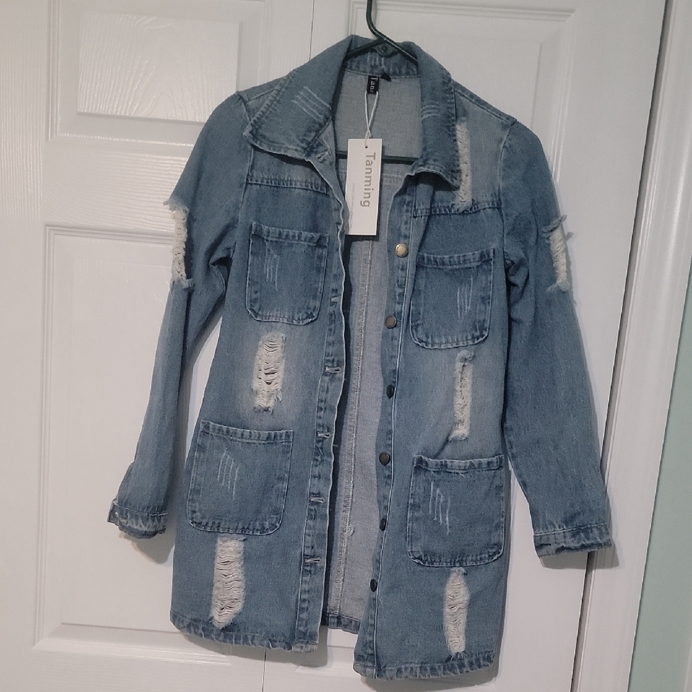Tanning Women's Blue Distressed Jean Jacket